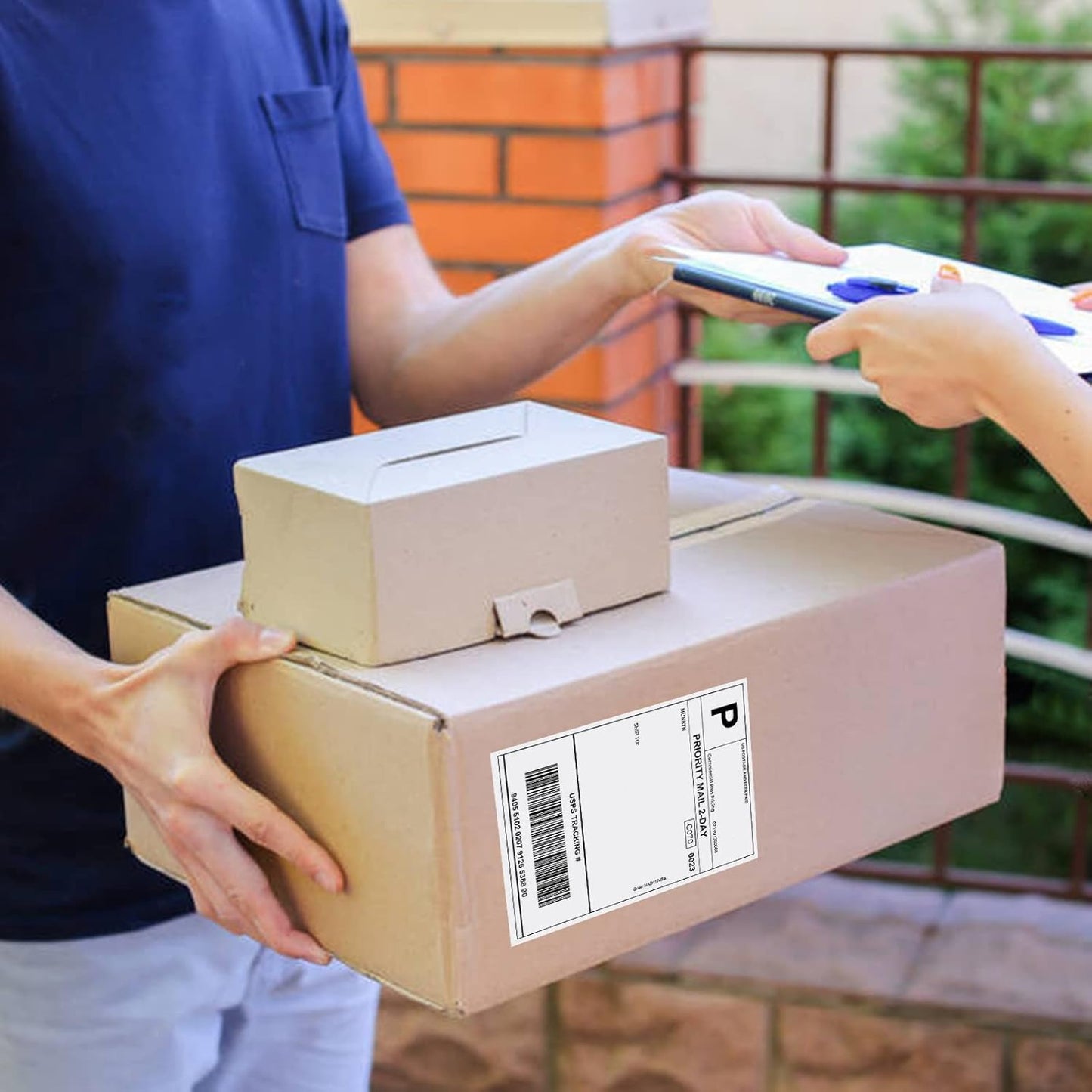 Shipping Label 2 per Sheet /8.5 "x 5.5" Mailing Labels for Laser and Inkjet Printers, Half Page Self Adhesive Sticker Labels for Packages(100 Sheets, 200 Labels)