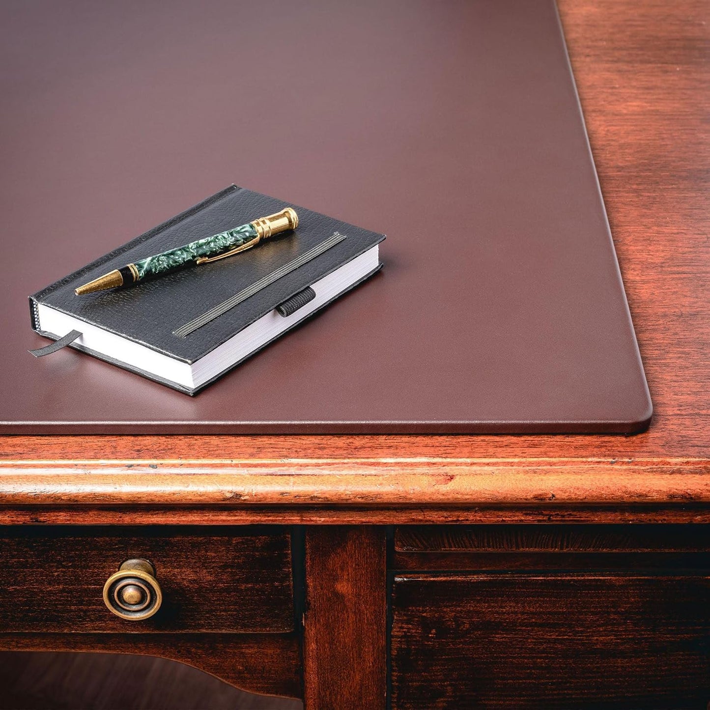 Dacasso 17" x 14" Brown Leatherette Luxury Conference Pad - Leather Desk Blotter for Writing - Boardroom Organization & Executive Table Decor