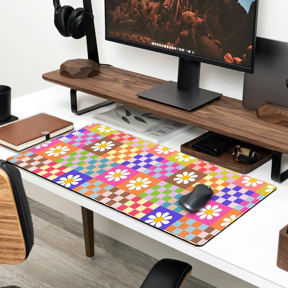 Pink Desk Mat Trendy Checkered Aesthetic Desk Pad Computer Large Mouse Pad Aesthetic Desk Accessories Office Gifts for Her Cute Keyboard and Mouse Pad Desk Computer Mat 31.5 X 11.8 in