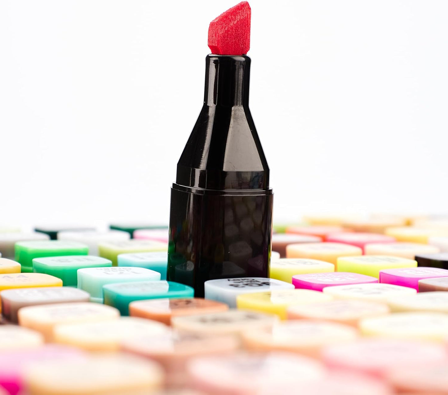 36 Colors Alcohol Markers - Dual Tip Permanent Art Markers Set for Coloring Drawing Painting, Fine and Chisel Tip Alcohol Based Pens with Storage Case for Adult Artists