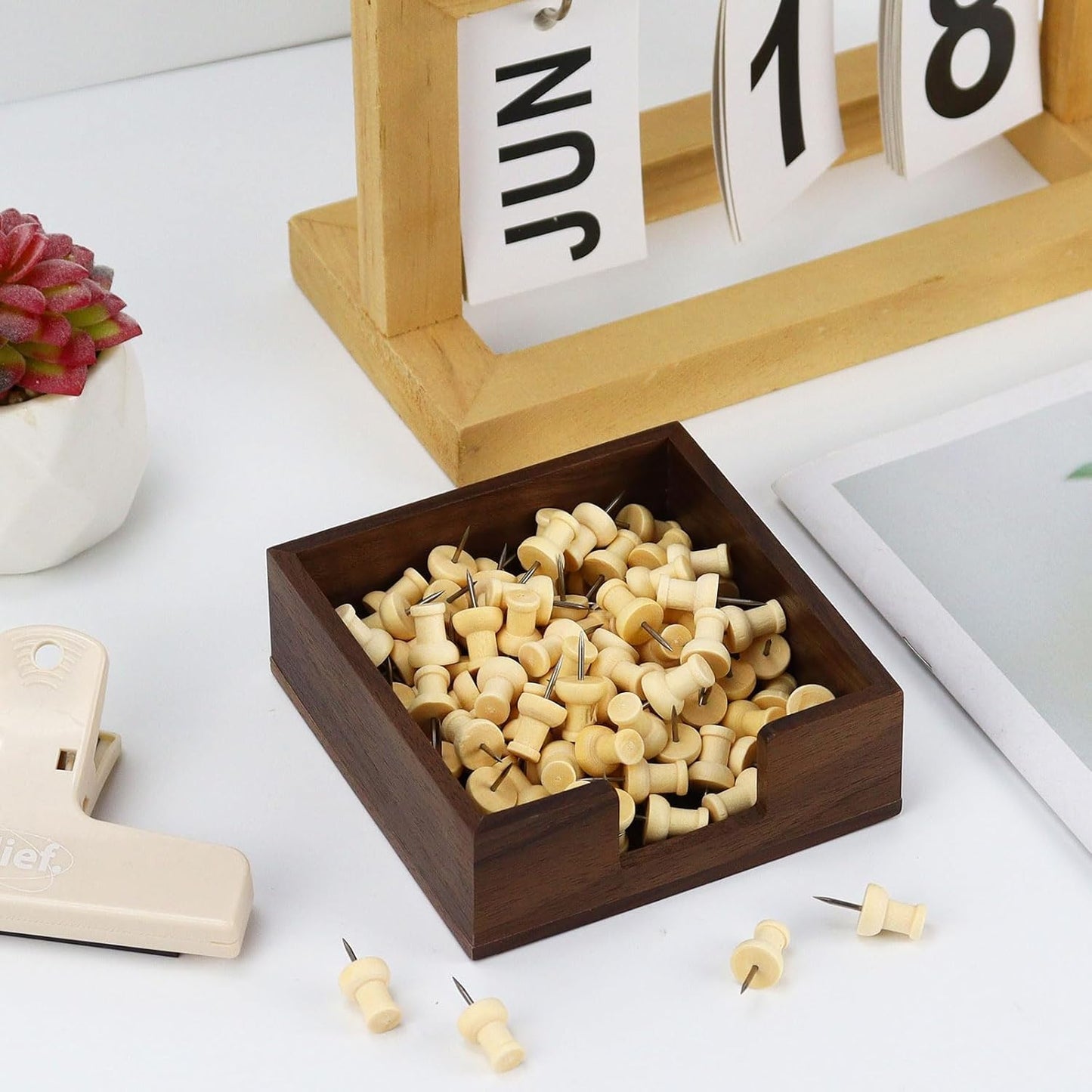 MultiBey Walnut Wooden Sticky Note Holder, Self-Sticky Note Pads Holder, Wood Post it Note Dispenser Sticky Memo Holder Paper Dispenser Desk Accessory for Office Home