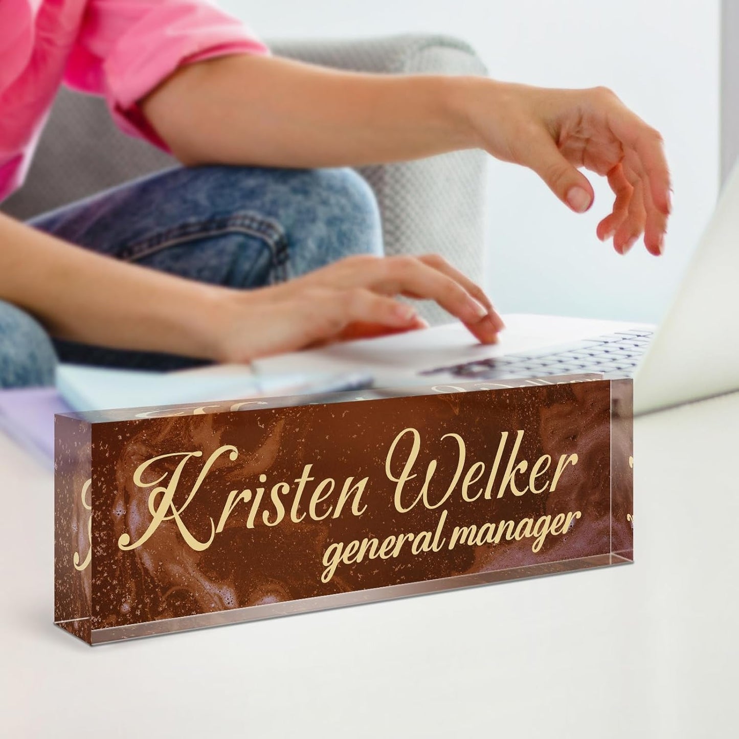 Name Plate for Desk, Desk Name Plate Personalized, Office Decor for Women Men, Acrylic Desktop Accessories, Office Appreciation Gifts for Boss Social Workers Nurse Teacher Employee (Deep Red)
