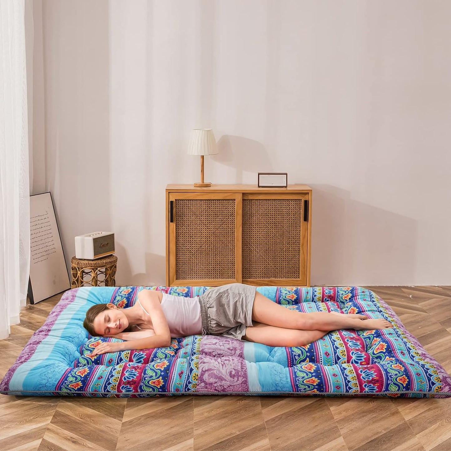 MAXYOYO Bohemian Vintage Floral Japanese Futon Mattress - Roll Up Tatami Floor Mat, Foldable Bed, Portable Camping Mattress, Sleeping Pad, Floor Lounger, Couch Bed - Queen Size