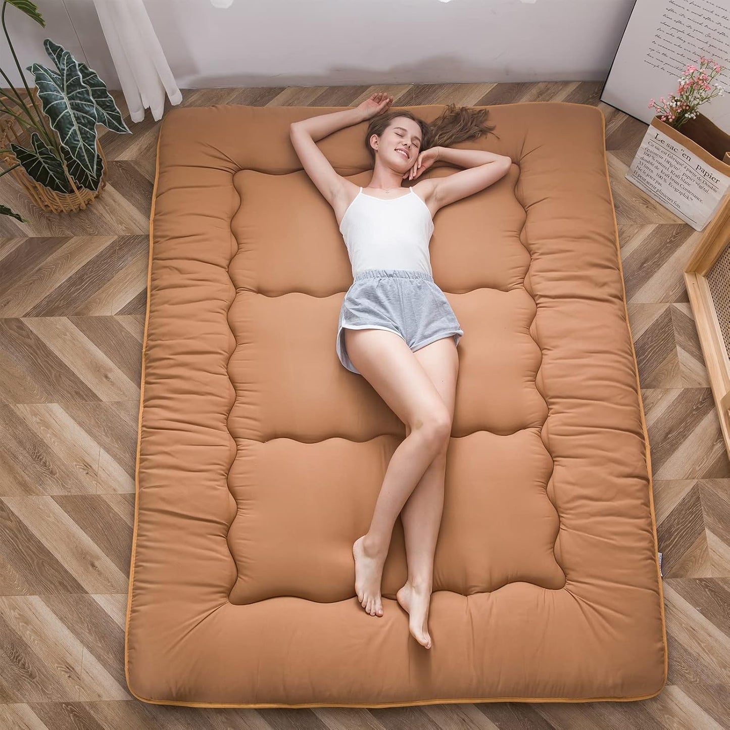 Japanese Shiki Futon Mattress Floor Mattress Thicken Tatami Mat Sleeping Pad Roll Up Mattress Floor Lounger Bed Folding Couch Bed Mattress Pad for Guest Room, Light Brown, King